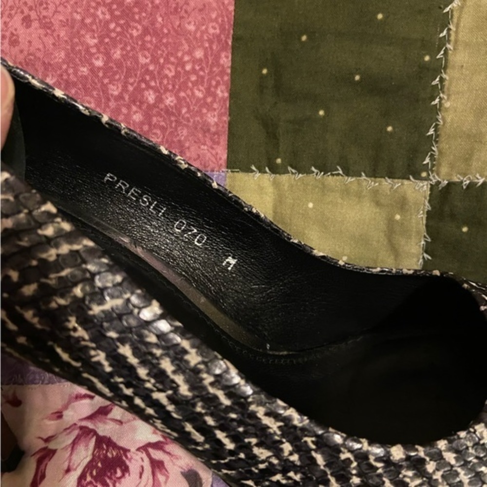 Donald‎ J Pliner Snakeskin heels Size 7 - Picture 8 of 9